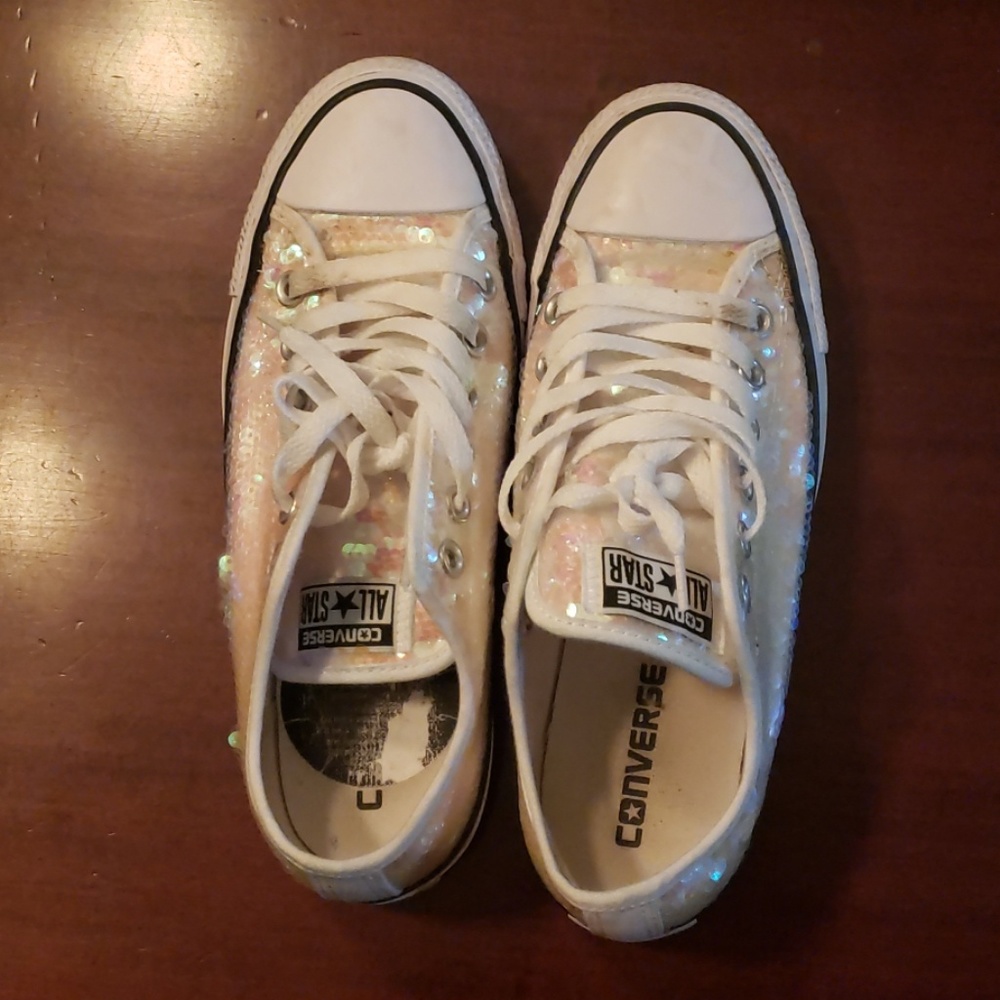 Off white sequins Chucks